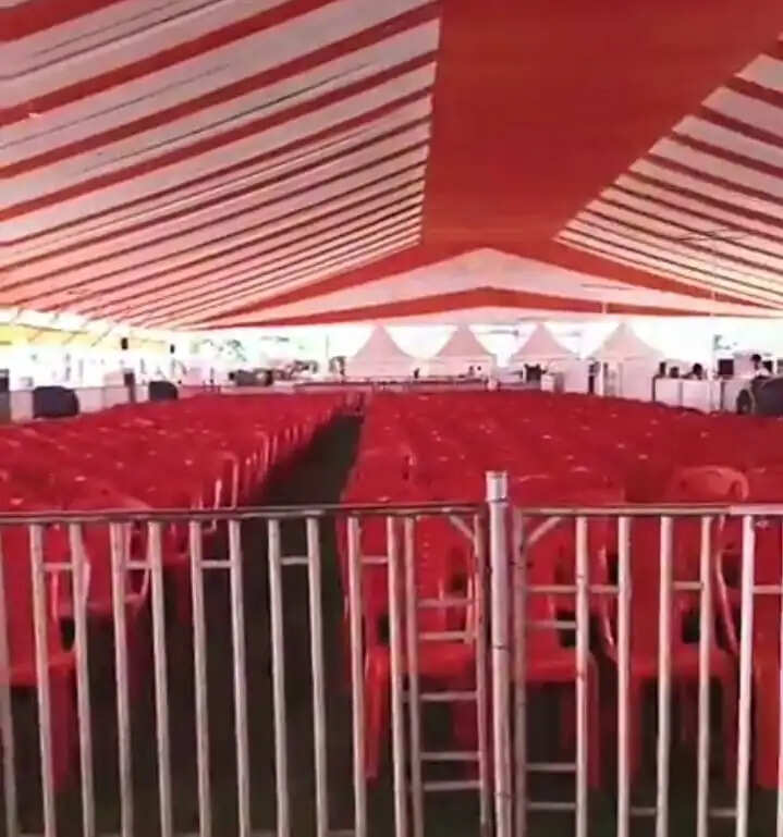 प्रधानमंत्री नरेन्द्र मोदी के वाराणसी दौरे पर मौसम भी मेहरबान, बादलों की आवाजाही से पारा गिरा