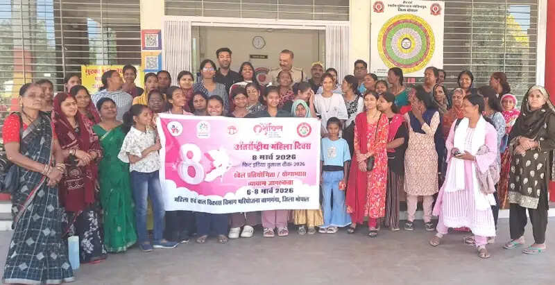 भोपालः गोविंदपुरा थाना में महिलाओं एवं किशोरी बालिकाओं का एक्सपोज़र विजिट आयोजित