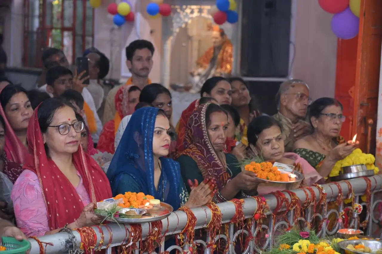 जयपुर में गणपति जन्मोत्सव की धूम, बाल स्वरूप से राजसी शृंगार तक हुए दुर्लभ दर्शन