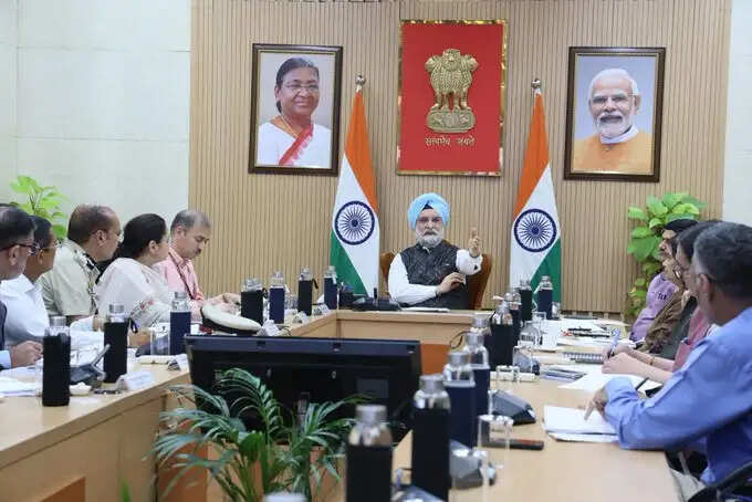 उपराज्यपाल ने कम सजा दर व बढ़ते लंबित मामलों पर जताई चिंता