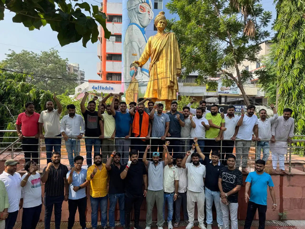 मोदी सरकार के 12 वर्ष पूर्ण होने पर भाजयुमो ने चलाया स्वच्छता अभियान