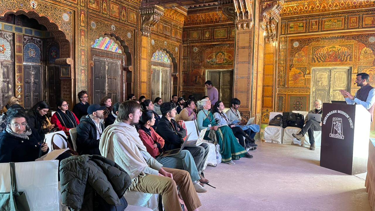 ऑक्सफोर्ड विश्वविद्यालय व एशियन एण्ड मिडिल ईस्टर्न स्टडी विभाग : योग, शासन और शक्ति विषयक कार्यशाला में अनुभव साझा