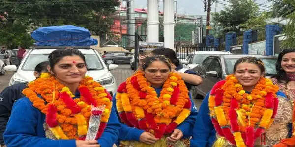 एशियन गेम्स में सोना जीतने वाली महिला कब्बड्डी खिलाड़ियों के इनाम पर सवाल