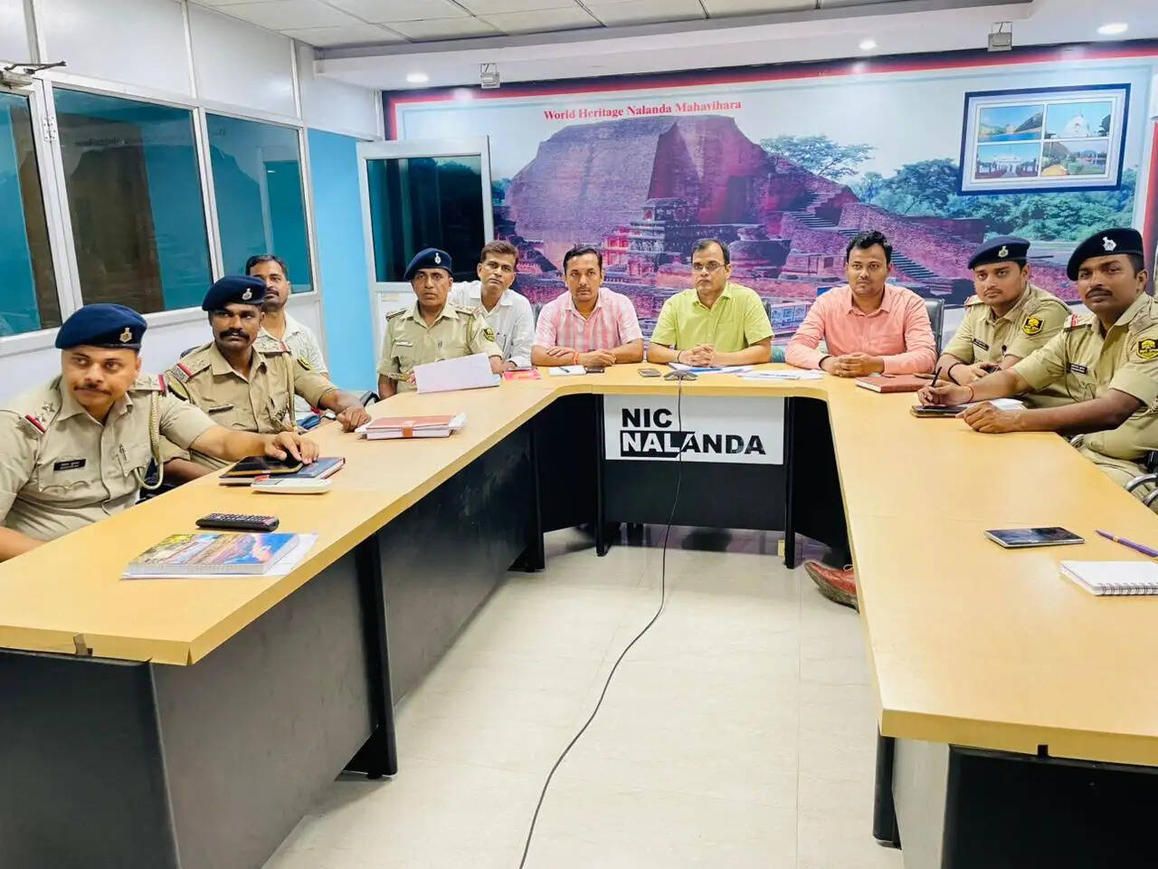 बिहार पुलिस एवं एनआईसी बिहार द्वारा डिजिटल पुलिसिंग के लिए नालंदा के 34 थानों में लगाए गए कृत्रिम उपकरण