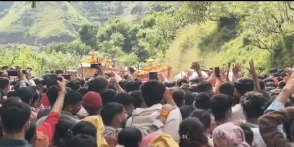 पश्मी में महासू महाराज के दरबार उमड़ा श्रद्धालुओं का भारी सैलाब
