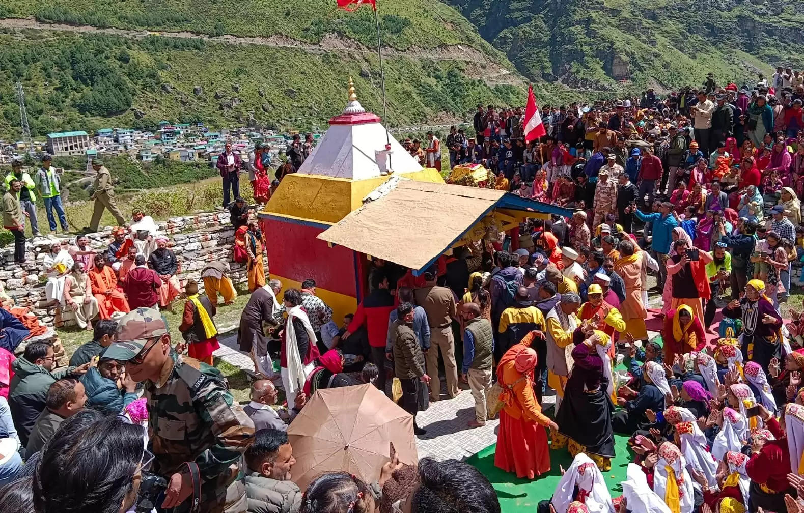 माता मूर्ति उत्सव: श्री उद्धव जी व आदि गुरु शंकराचार्य की गद्दी का समारोहपूर्वक आगमन