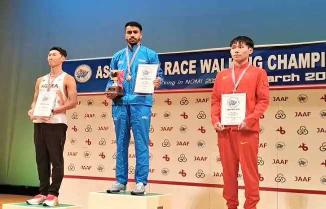 नौसेना के अक्षदीप ने एशियन रेस वॉकिंग चैंपियनशिप में गोल्ड मेडल जीता