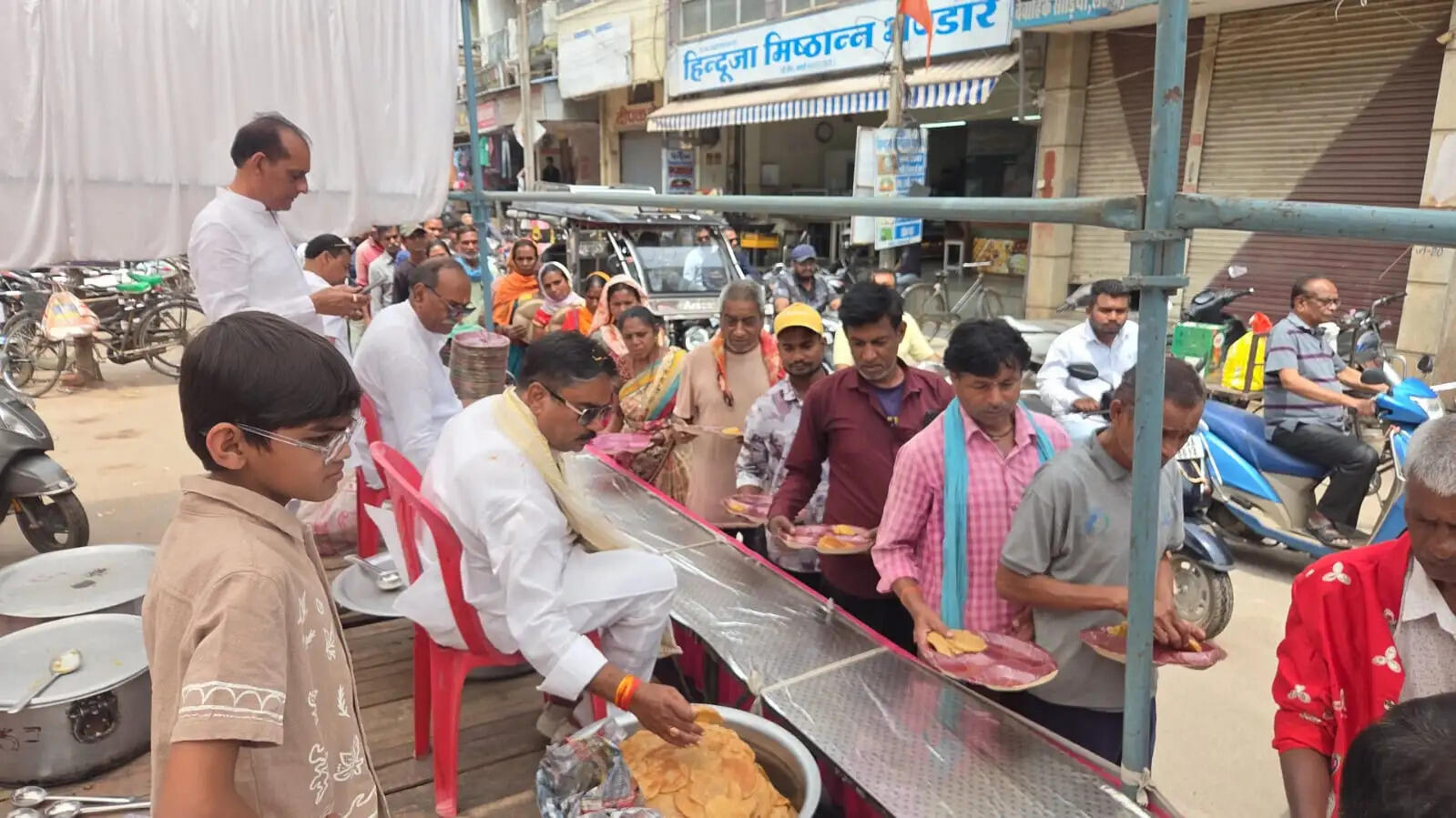 महावीर जन्मोत्सव पर शहर में निकली गई बरघोड़ा शोभायात्रा, जैन समाज में उत्साह