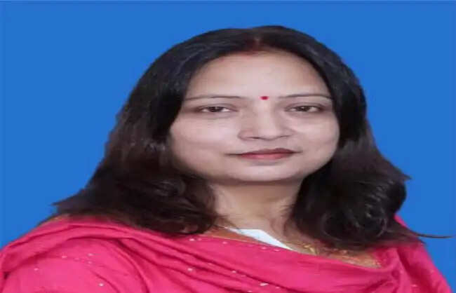 रेवाड़ी नगर परिषद अध्यक्ष पद पर भाजपा की विनीता पीपल ने 21,455 वोटों से जीत दर्ज की