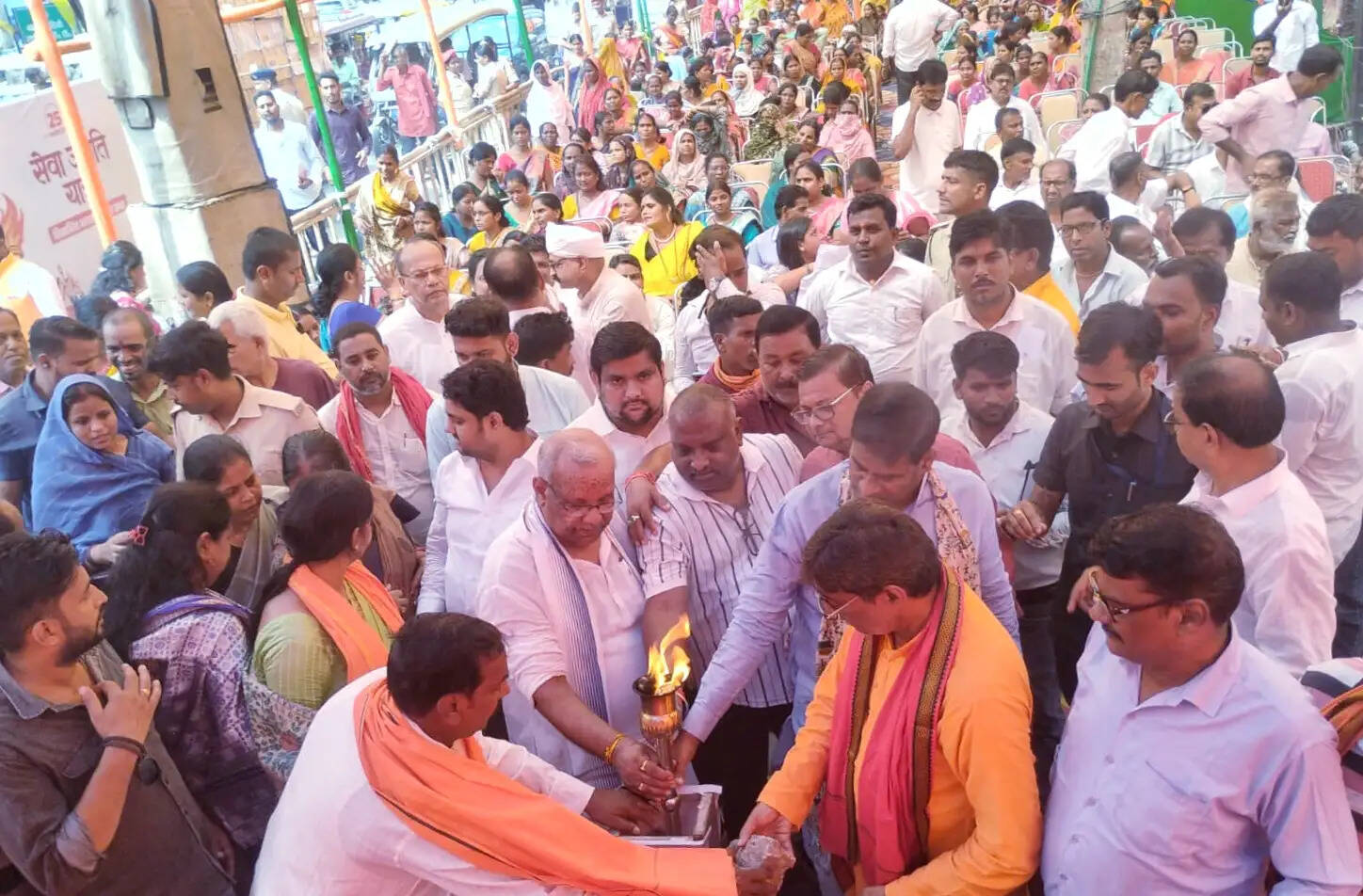 ‘राष्ट्रसेवा और समर्पण की मिसाल हैं नरेंद्र मोदी’—कटिहार में जुटे दिग्गज, विकसित भारत के निर्माण का लिया संकल्प