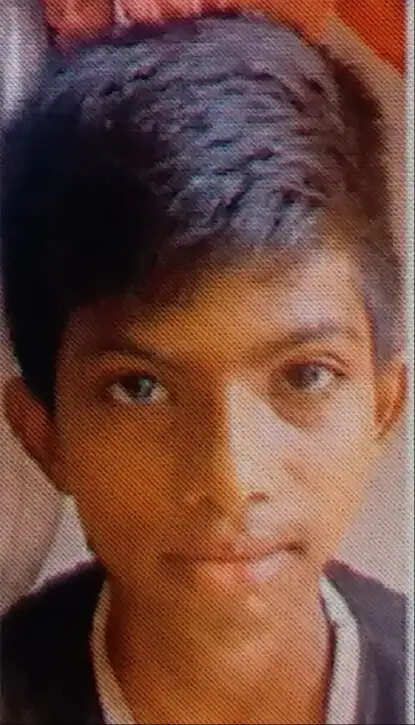 गोरखपुर में राप्ती नदी में नहाते समय चार किशोर डूबे, एनडीआरएफ का तलाशी अभियान जारी