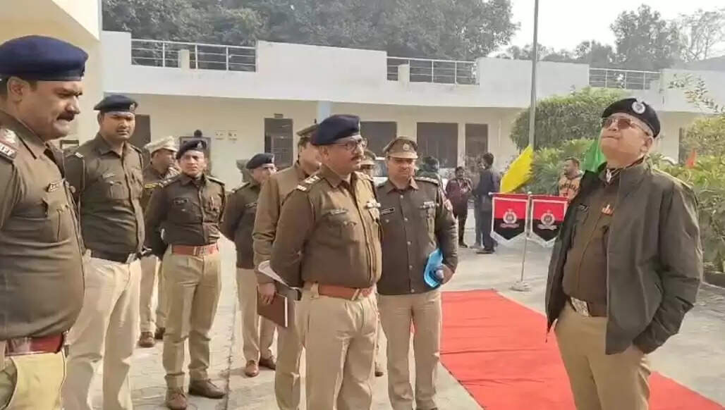 कानपुर सेंट्रल रेलवे स्टेशन के 17 चाेर रास्ते हाें जल्द बंद, माघ मेला यात्रियों काे न हाे काेई परेशानी : आईजी