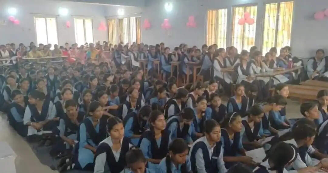 कैंसर को लेकर जागरूकता कार्यक्रम आयोजित