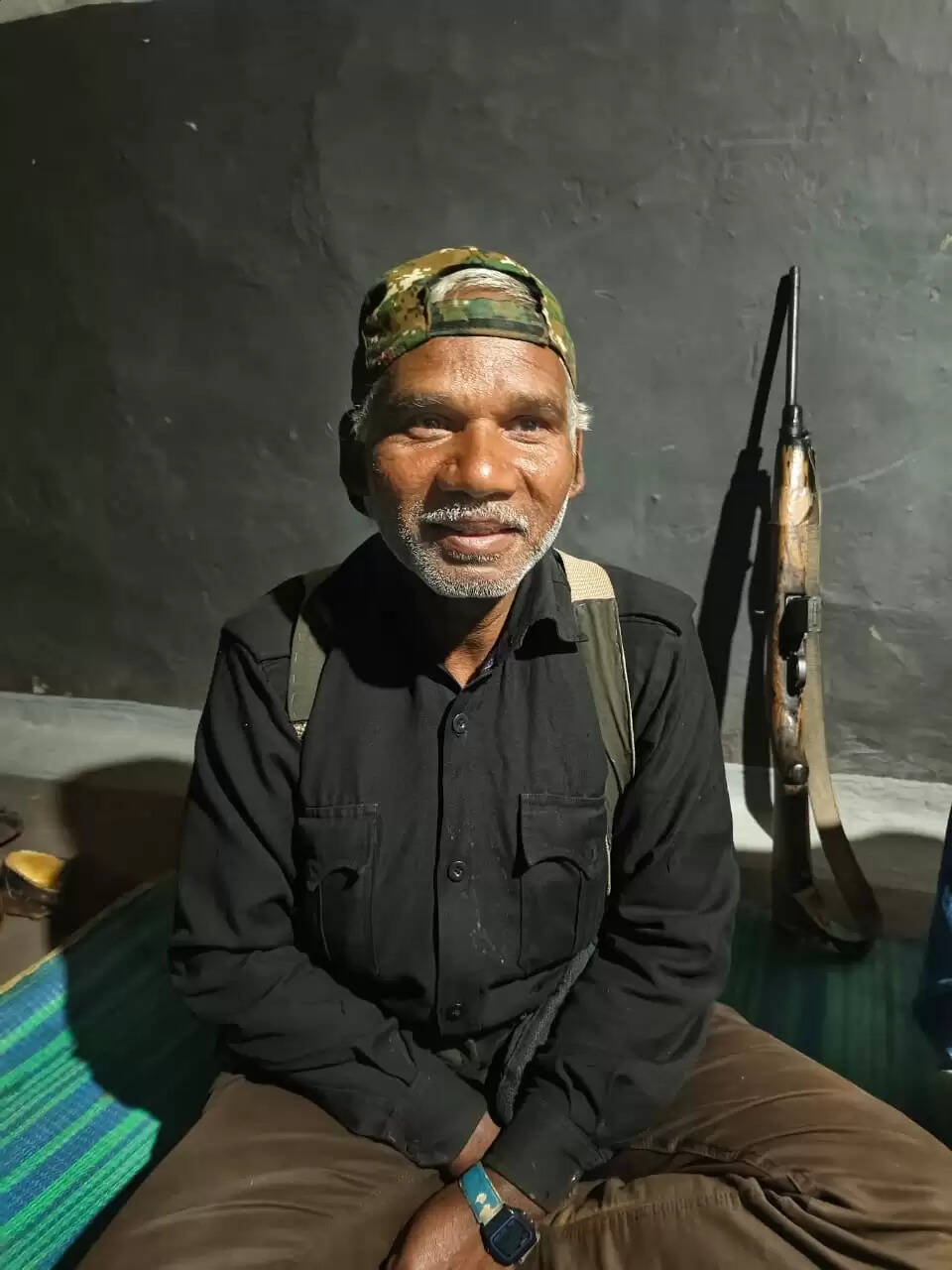 (अपडेट) छत्तीसगढ़ में 1 करोड़ 5 लाख रुपये के इनामी सहित 12 नक्सलियों ने किया आत्मसमर्पण