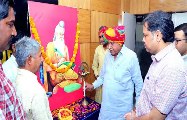 नारनाैल: महर्षि वाल्मीकि के विचार पीढ़ियों के लिए मार्गदर्शक: ओमप्रकाश यादव