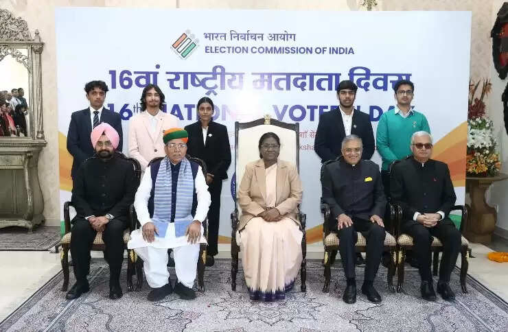 राष्ट्रपति द्रौपदी मुर्मु ने कहा- लोकतंत्र की शक्ति संख्या में नहीं, भावना की गहराई में