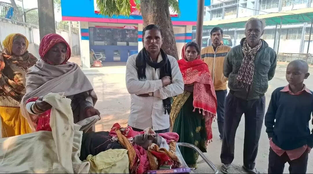 ट्रेन से गिरकर एक व्यक्ति की मौत