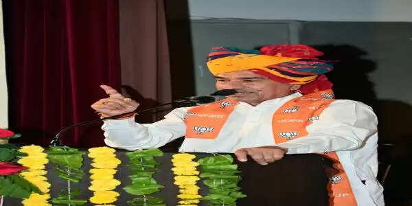 प्रधानमंत्री नरेंद्र मोदी ने पाकिस्तान और आतंकियों के मनोबल को तोड़ने का किया काम: मदन राठौड़