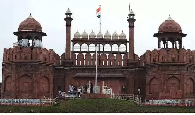 इतिहास के पन्नों में 29 अप्रैलः दिल्ली में लाल किला की नींव रखी गई