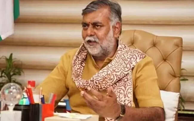 ग्रामीण क्षेत्रो में पेयजल व्यवस्था की होगी जाँच: प्रहलाद पटेल