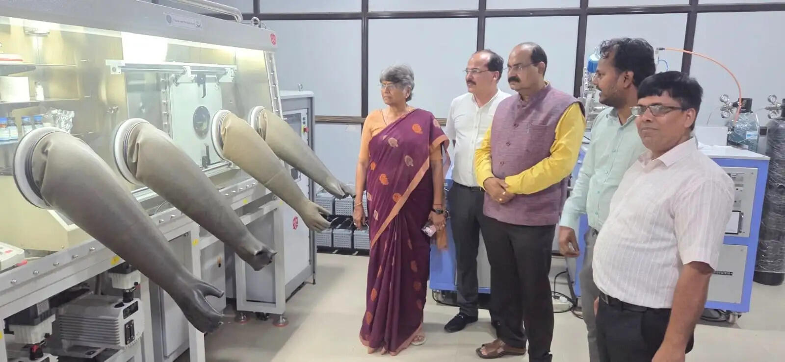 शिक्षण, प्रयोगशाला और संसाधनों की व्यवस्थाएं दुरुस्त रखें : प्रो. वंदना सिंह