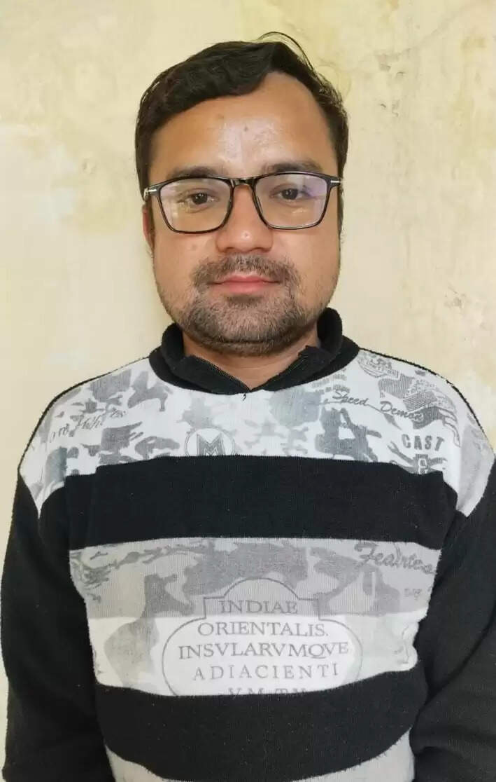 उज्जैनः लालच में कियोस्क सेंटर संचालक पहुंचा सलाखों के पीछे