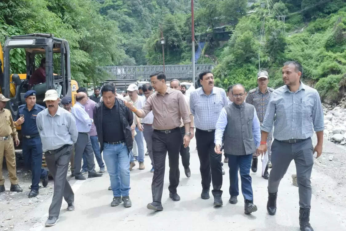 केदारनाथ पैदल यात्रा को दो हफ्ते में दोबारा शुरू करने का प्रयास, कई विभागों के सचिवों ने किया प्रभावित क्षेत्रों का निरीक्षण