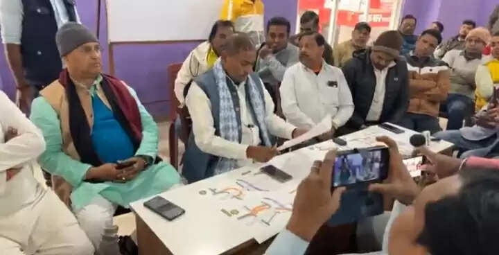 गलत तरीके से आरओबी बना तो साढ़े तीन सौ परिवार होंगे प्रभावित – संजय साव