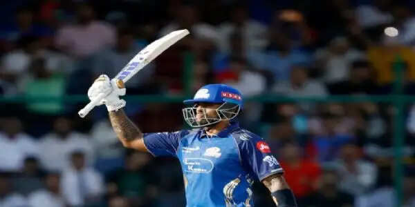 आईपीएल 2026: मुंबई इंडियंस ने दिल्ली कैपिटल्स के सामने रखा 163 रनों का लक्ष्य, सूर्यकुमार ने लगाया अर्धशतक