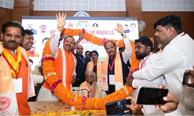 समाज के हर वर्ग के कल्याण के लिए कार्य कर रही सरकार: केशव प्रसाद मौर्य