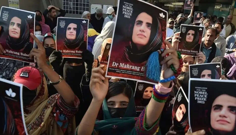 डॉ. महरंग की सजा के खिलाफ बलोचिस्तान में प्रदर्शन जारी, फैसला सुनाने वाला जज पदोन्नत