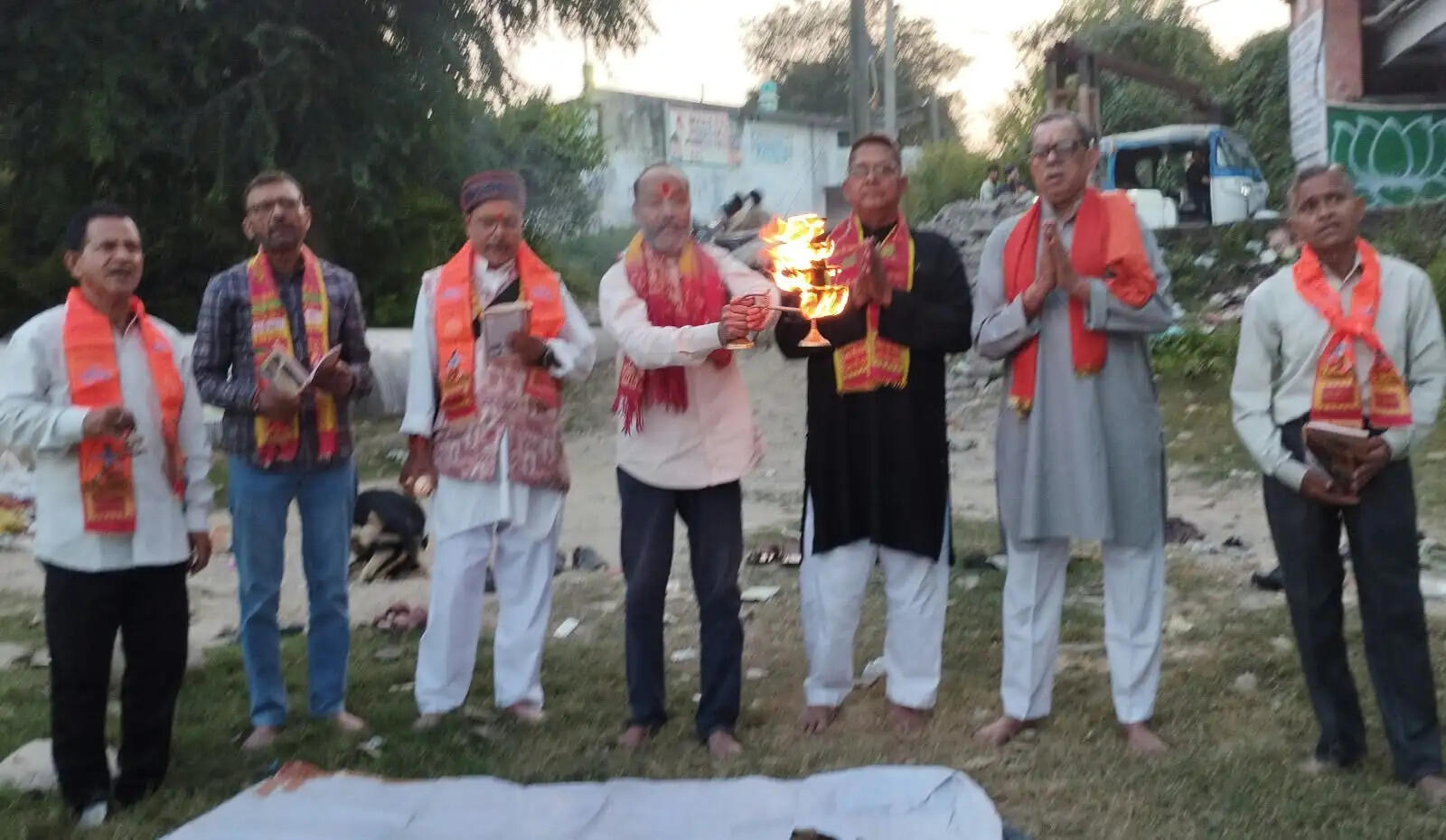 राष्ट्रीय पुजारी परिषद ने शरद पूर्णिमा एवं महर्षि बाल्मीकि जयंती पर की महाआरती