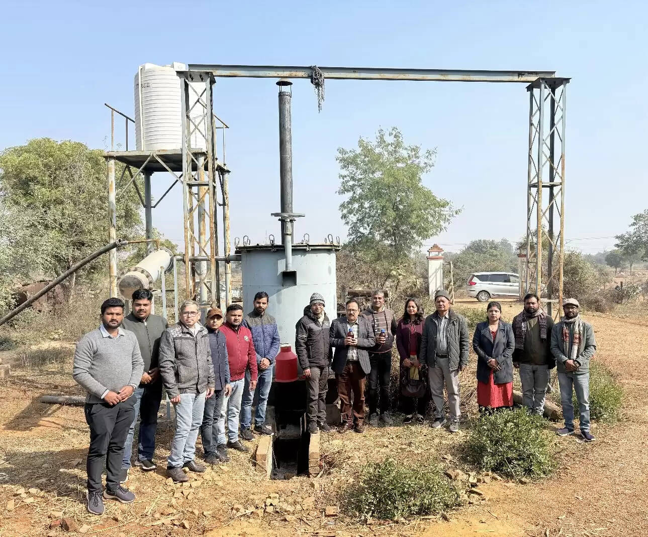 बीएचयू के राजीव गांधी दक्षिणी परिसर में स्वदेशी भाप आसवन इकाई शुरू, कृषि-आधारित उद्यमिता काे मिलेगा बढ़ावा