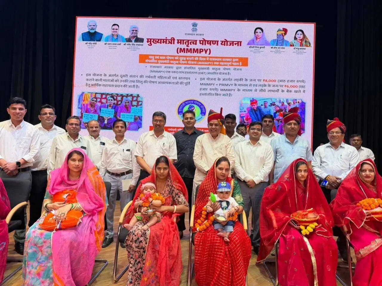 गयारह हजार अमृत पोषण वाटिकाओं का होगा निर्माण: पटेल