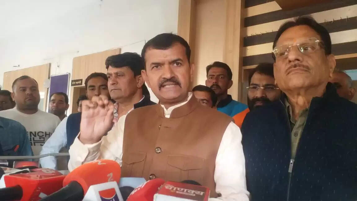 झूठ—फरेब और नौटंकी पर टिकी कांग्रेस की राजनीति: श्रवण सिंह बगड़ी