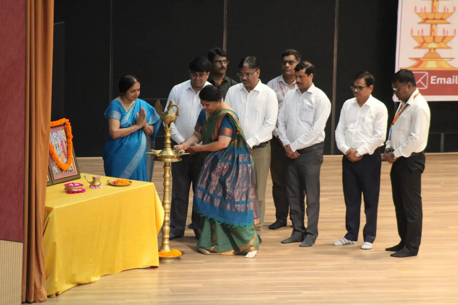 व्यक्तित्व और राष्ट्र निर्माण का सशक्त केंद्र है विश्वविद्यालय : डॉ. वर्षा मोखासी
