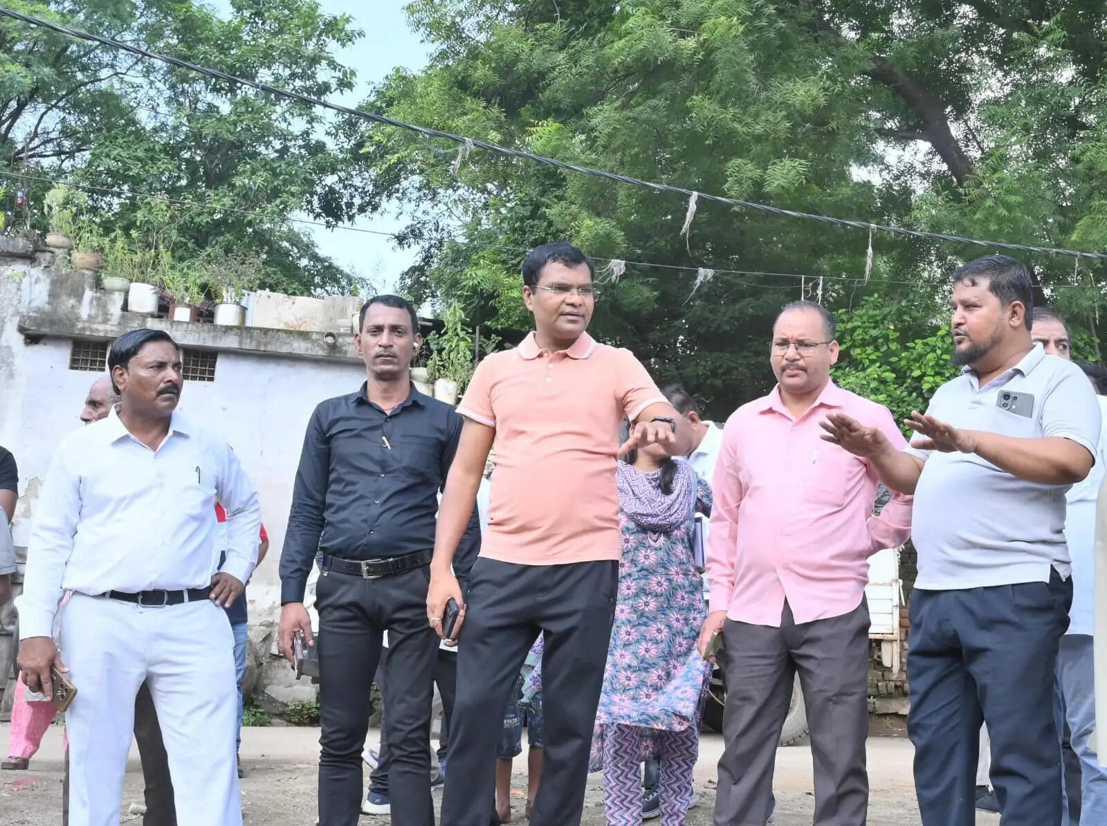 जबलपुर - निगमायुक्त ने किया क्षेत्रों का औचक निरीक्षण