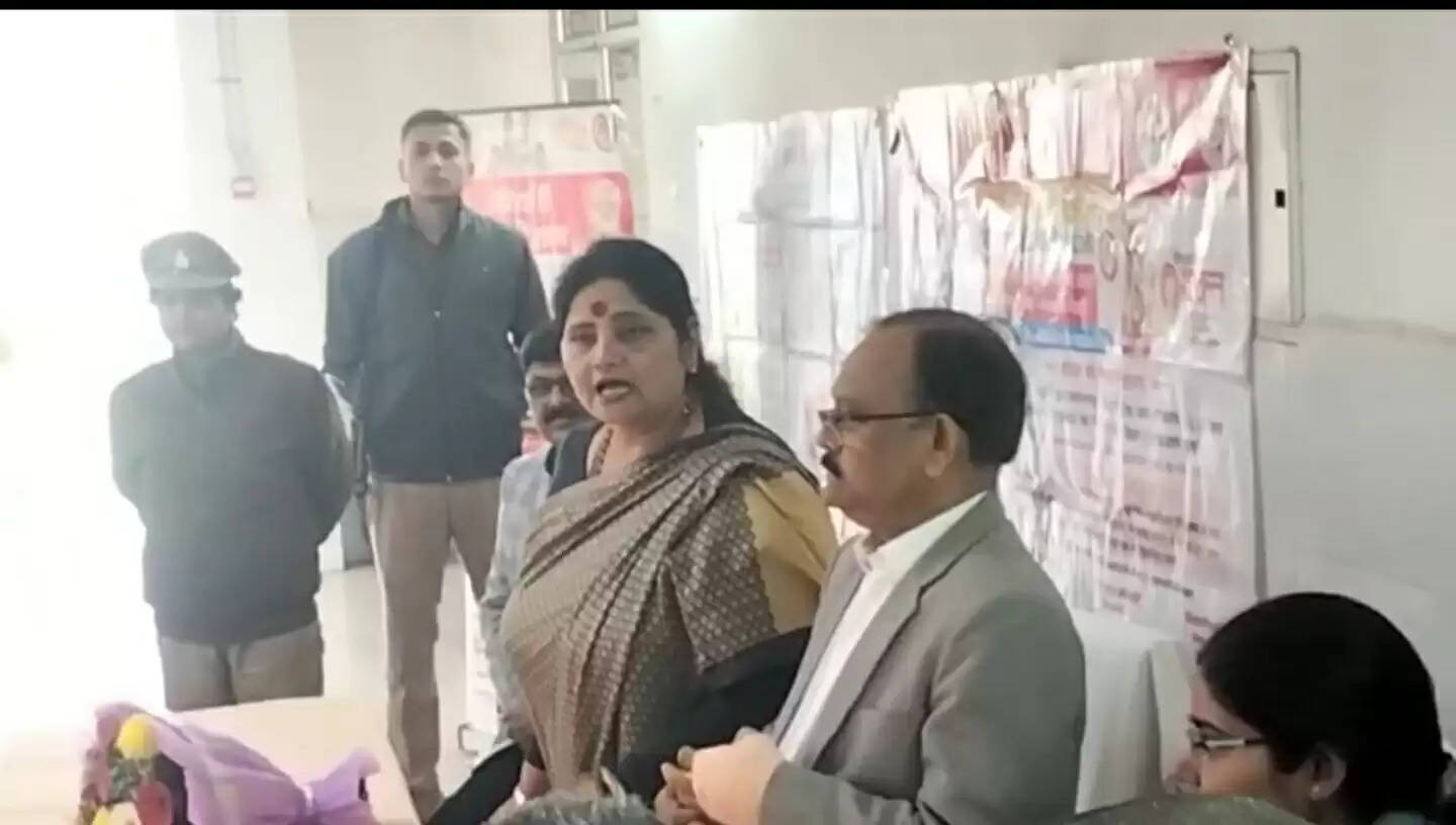 महिला उत्पीड़न के मामले में उपाध्यक्ष का स्वयं मौके पर जाकर जांच करना पूरी तरह उचित : डॉ बबीता सिंह