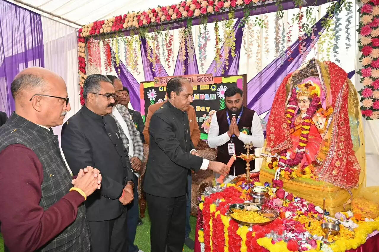 प्रतिभाएं क्षेत्र और संसाधनों की मोहताज नहीं होती : जयराम ठाकुर