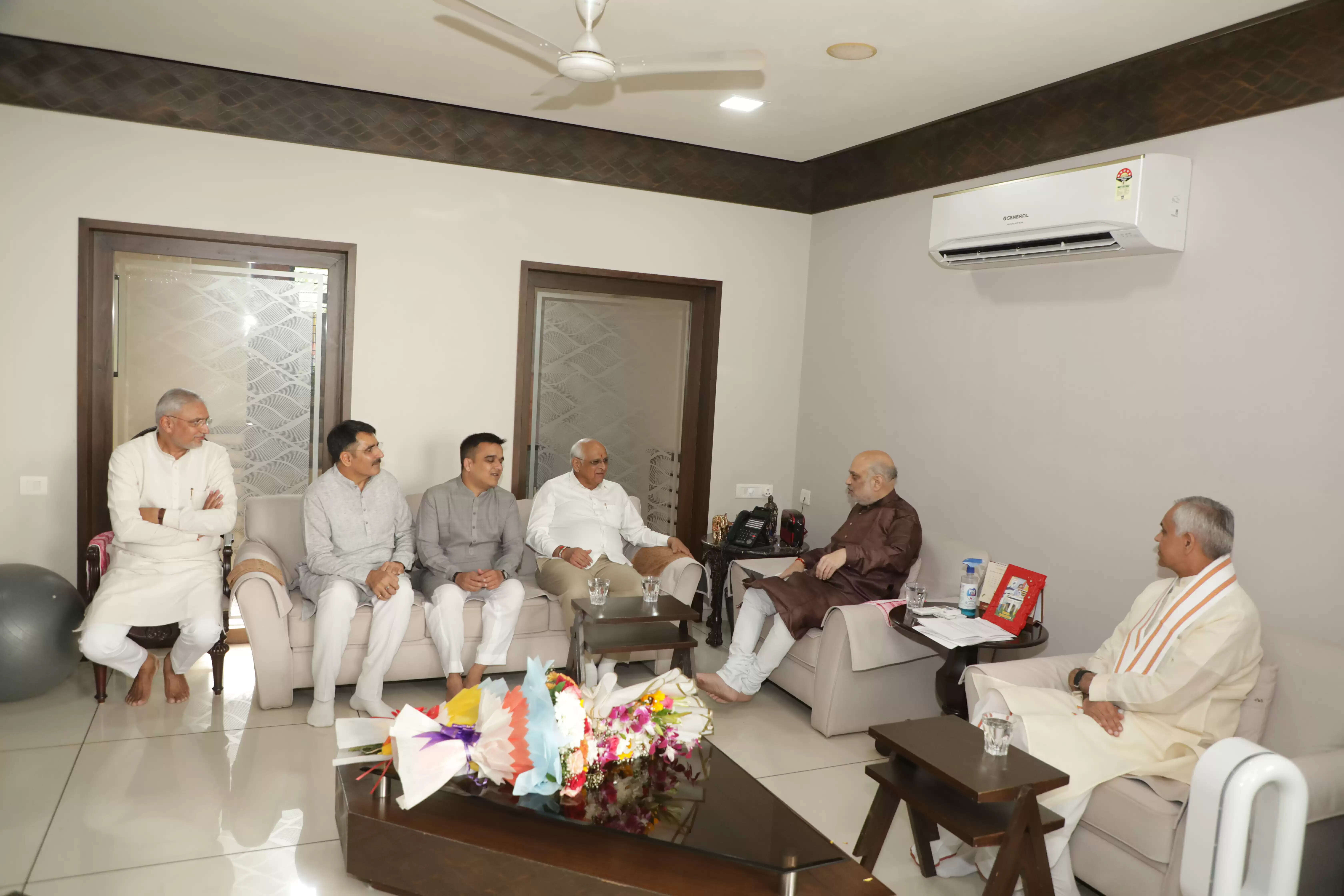 गृह मंत्री अमित शाह को जन्मदिन पर राज्यपाल-मुख्यमंत्री ने दी शुभकामनाएं