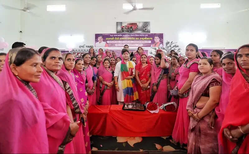 विकसित भारत-2047 के निर्माण में महिलाओं की भूमिका सबसे महत्वपूर्ण : ज्योतिरादित्य सिंधिया