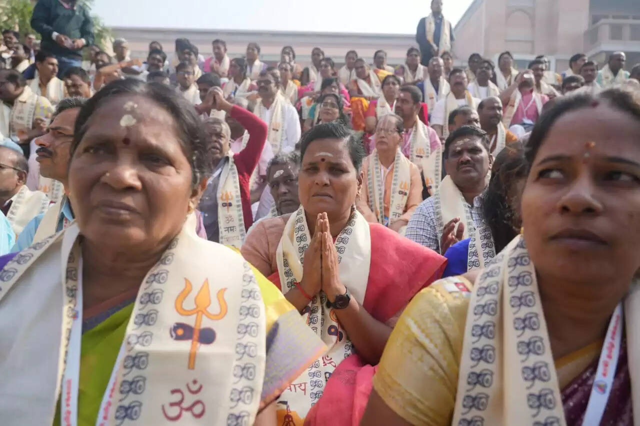 काशी-तमिल संगमम : तमिलनाडु के दूसरे दल ने बाबा विश्वनाथ के किए दर्शन