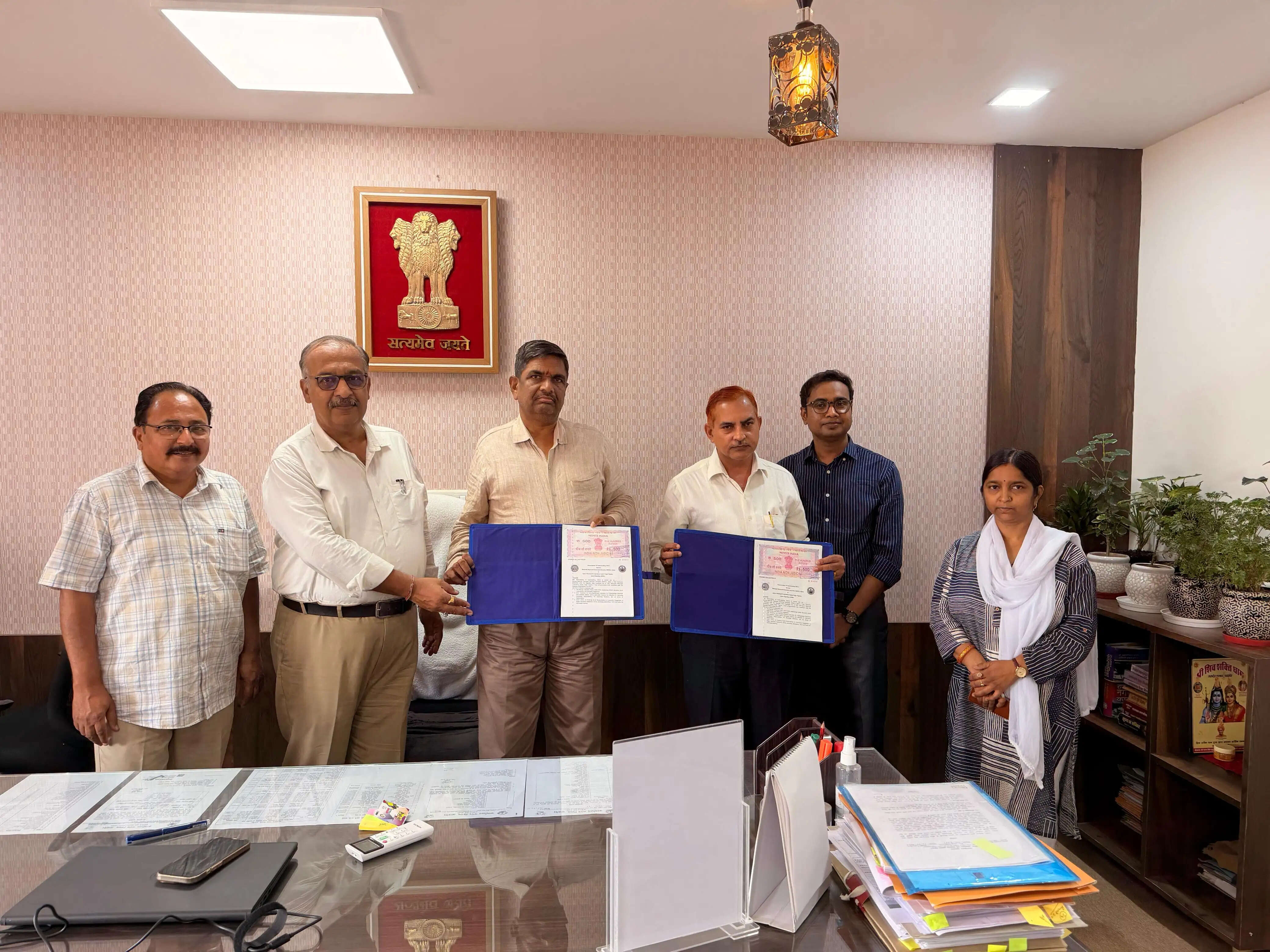 महर्षि दयानंद सरस्वती विश्वविद्यालय एवं अजमेर नगर निगम के मध्य एमओयू