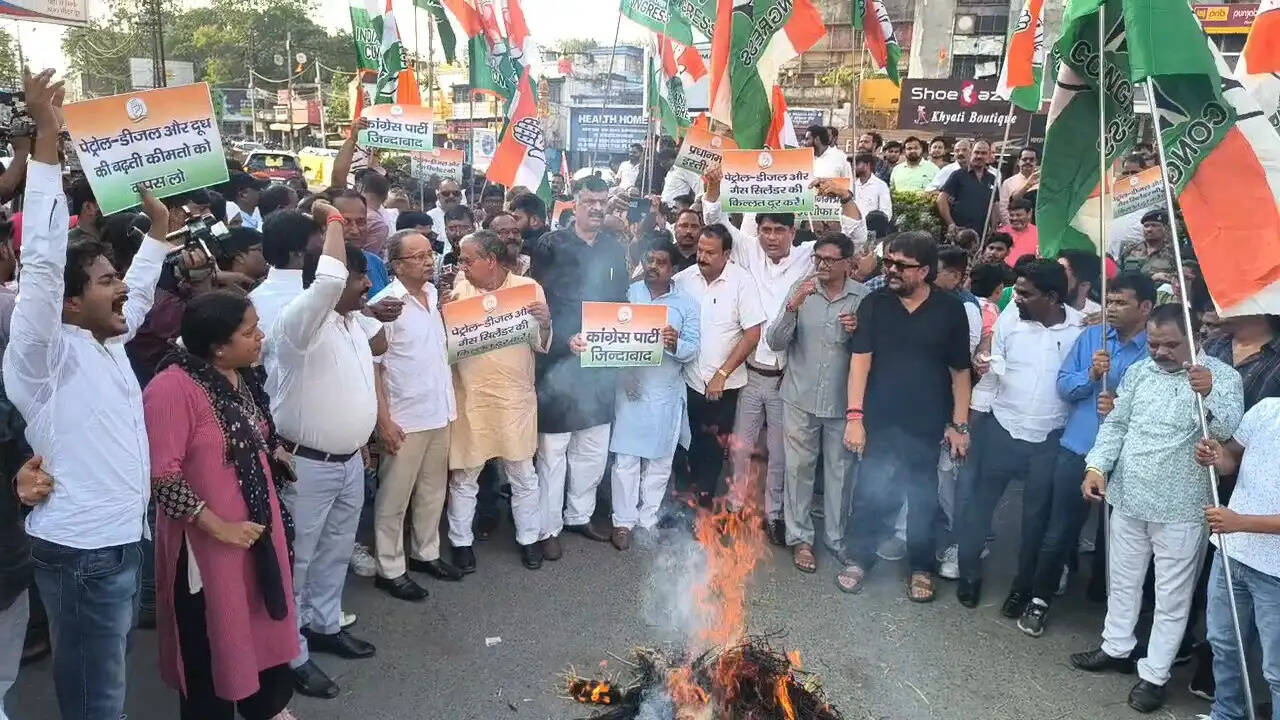 महंगाई से परेशान जनता का दर्द दिख नहीं रहा भाजपा को : कमलेश