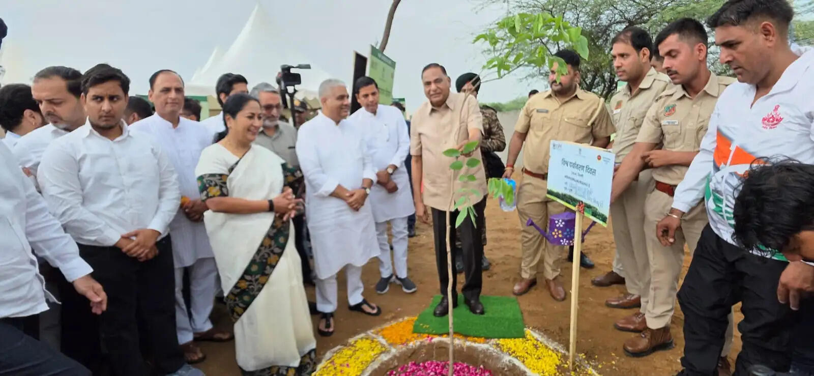 विश्व पर्यावरण दिवस पर भाजपा ने 256 मंडलों में आयोजित किए एक पेड़ मां के नाम कार्यक्रम