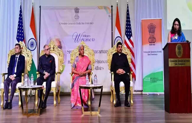 भारत को इस साल अमेरिका के साथ व्यापार समझौता पूरा होने की उम्मीद : सीतारमण