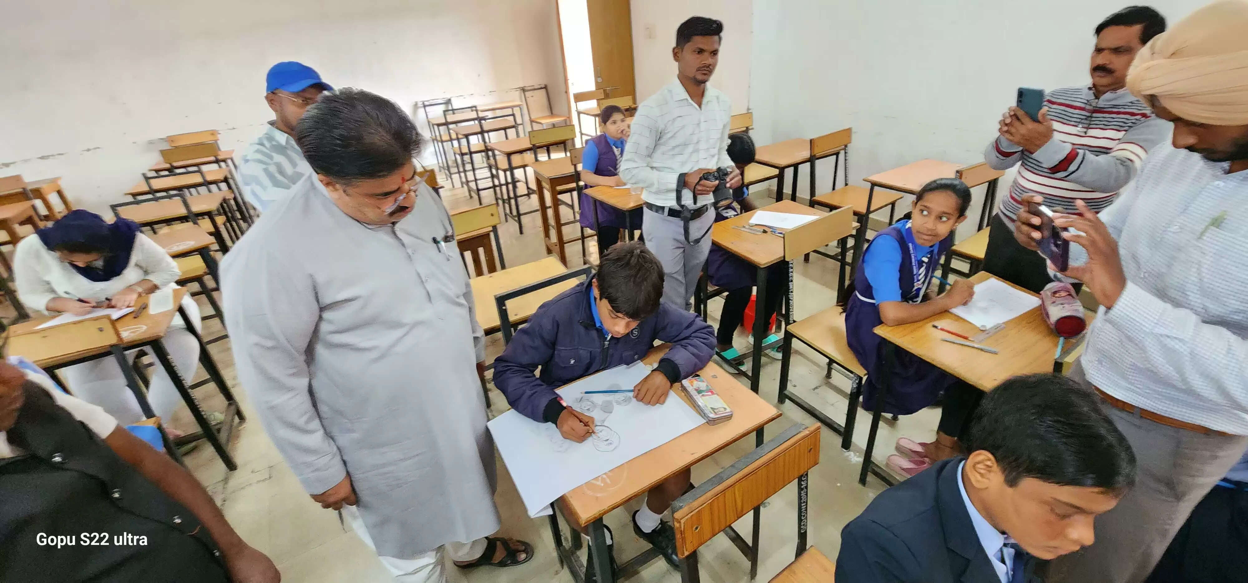 धमतरी : वीर बाल दिवस पर बीसीएस स्नातकोत्तर महाविद्यालय में विविध प्रतियोगिताओं का हुआ आयोजन