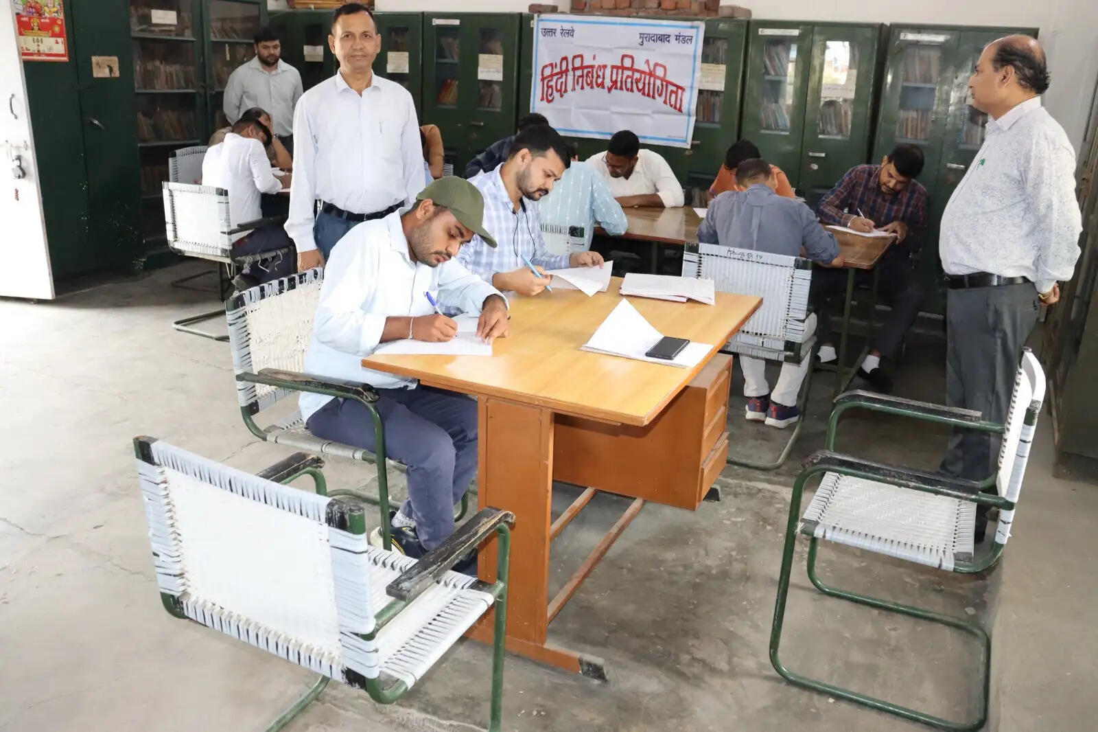 मुरादाबाद रेल मंडल में राजभाषा पखवाड़ा-2026 के अंतर्गत हिंदी निबंध प्रतियोगिता का आयोजन