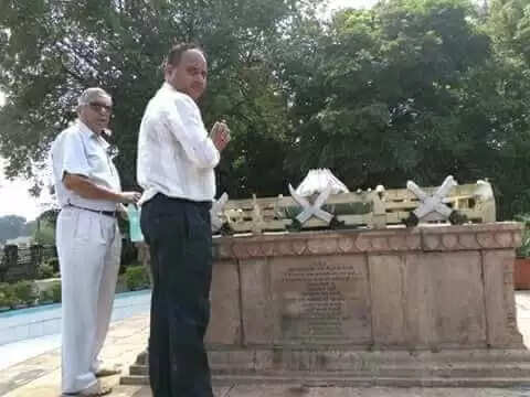 खूब लड़ी मर्दानी वह तो झाँसी वाली रानी थी...