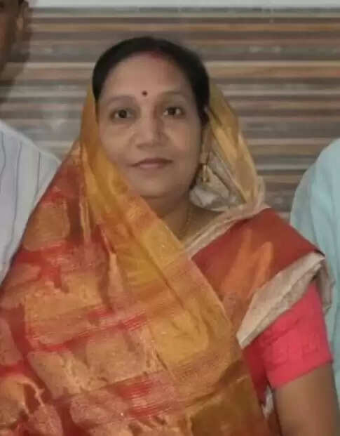 धमतरी:कार की ठोकर से स्कूटी सवार शिक्षिका की दर्दनाक मौत